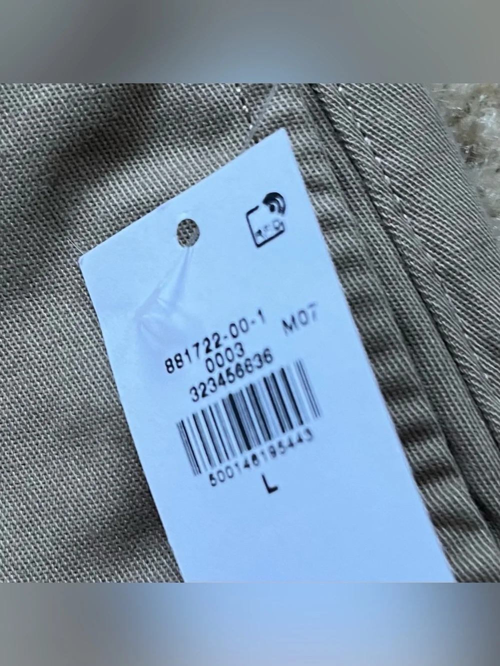 NWT Old Navy Women’s Khaki Extra High-Rise OG Chino Shorts - Size L - Stretch